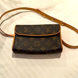 Louis Vuitton Monogram Canvas Pochette Florentine Small Belt Bag